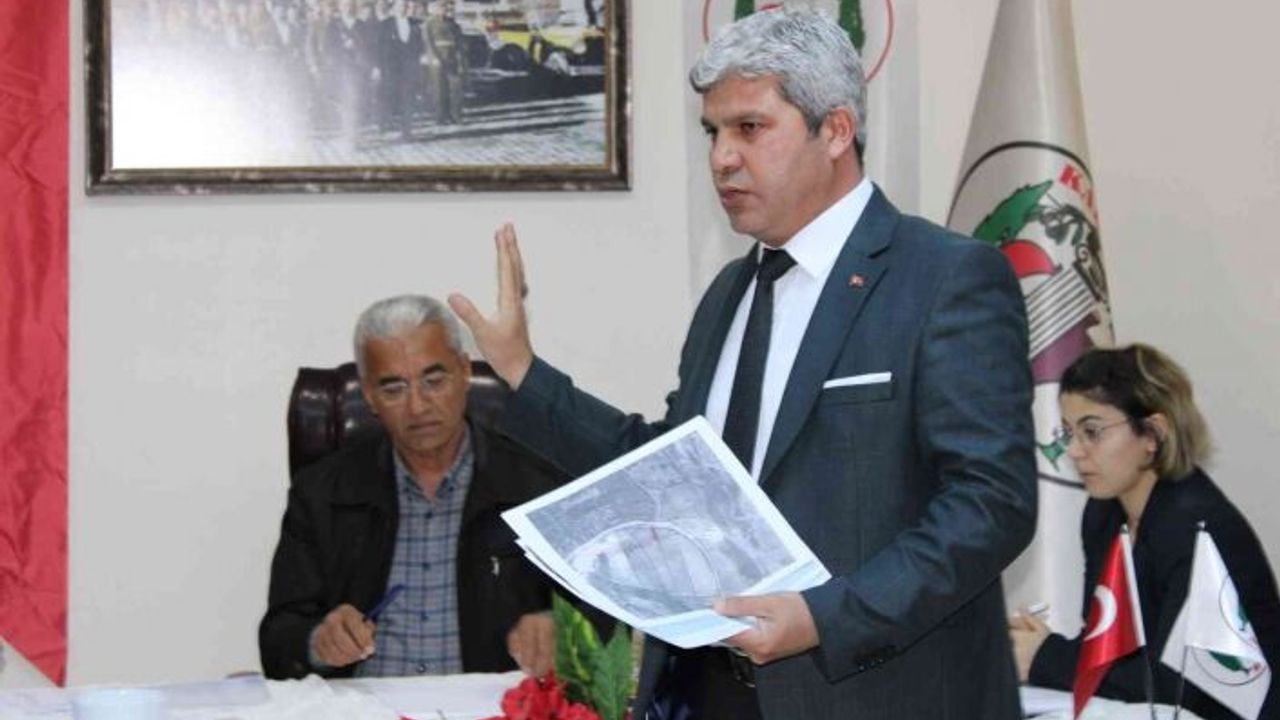 Mecliste "Adam olun" ifadesi ortalığı karıştırdı