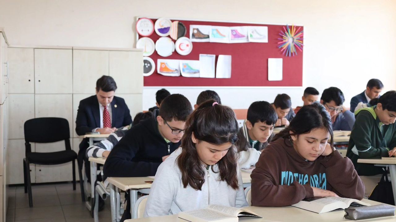 Karacasu’da öğrencilere kitap okuma alışkanlığı kazandırılıyor