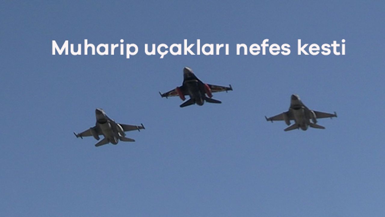Aydın'da 29 Ekim Kutlamalarında Muharip Uçakları Gösteri Yaptı