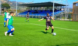 Serçeköy Futbol Sahası’nda ilk düdük çaldı
