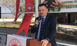 Eski Tarım ve Orman Bakanı Pakdemirli: "Evlatlarımızı tarım yapmaya ikna etmemiz gerekiyor"