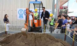 Aydın Tarım Fuarı yoğun ilgi gördü, çocuklar gerçek iş makinesi ile oynamanın keyfini yaşadı