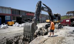 Kuşadası Ağaç İşleri Sanayi Sitesi'nde alt ve üstyapı çalışmaları sürüyor