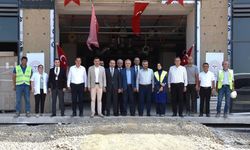 AK Parti heyeti Aydın Şehir Hastanesi inşaatında çalışmaları yerinde inceledi