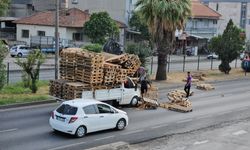 Paletler yola saçıldı, faciadan dönüldü