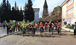 Çevre bilinci ve sağlıklı yaşam için pedal çevirdiler