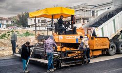 Kuşadası'nın yolları güzelleşiyor