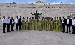 Müzik öğretmenleri İzmir’den ödülle döndü