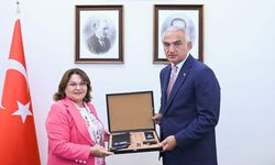 CHP'li Başkan, Bakan Ersoy'u ziyaret etti