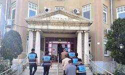 Sit alanında kazı yapan 4 kişi suçüstü yakalandı