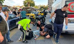 Otomobil scootere çarptı 1 genç yaralandı