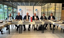 Aydın’da Ekonomi Masaya Yatırıldı: “Türkiye Borçlular Cennetine Döndü”