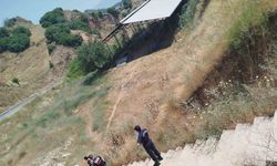 Bisikletiyle dereye uçan çocuk hayatını kaybetti