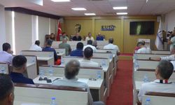Kuşadası’nda seyahat acentaları ve esnaf temsilcileri bir araya geldi