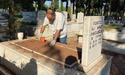 Sıcak hava, kabir ziyaretlerini de etkiledi