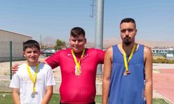 Aydınlı özel sporcular şampiyonada dikkat çekti