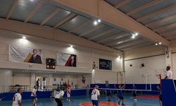 Buharkent’te ’Kentin Çocukları’ voleybol turnuvasında ilk düdük çaldı