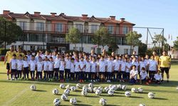 Nazilli Belediyesi Yaz Futbol Okulu faaliyete başladı
