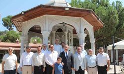 Vali Canbolat, Nasuh Paşa Külliyesi’nde öğrencilerle bir araya geldi