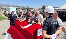Polis memuruna hüzünlü veda