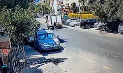 Freni boşalan kamyonet duvara çarptı
