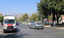 Otomobil 50 metre sürüklendi: 1 yaralı