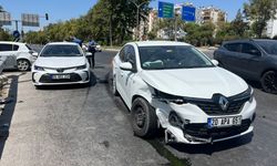 Efeler’de Otoban Kavşağında Kaza 1 kişi yaralandı