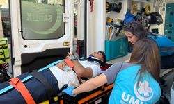 Efeler’de motosiklet, araca çarptı: 1 yaralı