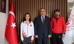 Aydınlı Mina, Türkiye’yi temsil edecek