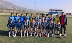 Buharkent'in gençleri namağlup şampiyon oldu