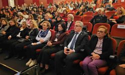 Nazilli'de Cumhuriyetin ilk kadın vekilleri konuşuldu