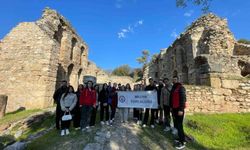 Üniversite öğrencilerine kültür gezisi