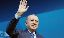 Cumhurbaşkanı Erdoğan: "Bizimle laf değil eser, hizmet yarıştırın"