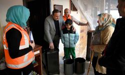 Kuşadası'nda evler ve yürekler dayanışmayla ısınıyor