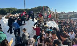 Germencik’te karne hediyesi 3 kamyon kar