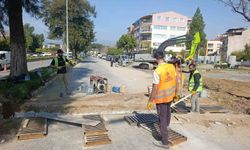 Büyükşehir ekipleri kentin dört bir yanında çalışmalarını sürdürüyor