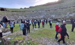 Başkan Çerçioğlu Aydınlıları Tarihin Kalbi Alabanda’da Kültür Gezisi İle Buluşturdu