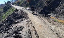 Demirhan ile Çobanlar arasındaki yol yeniden ulaşıma açıldı