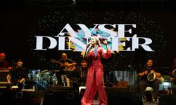 Koçarlı'da çam fıstığı festivali Ayşe Dinçer konseriyle taçlandı