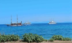 Kuşadası'nda tekne turlarına yoğun ilgi