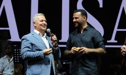 Buharkentliler Alişan’ı ‘fahri hemşehri’ ilan etti