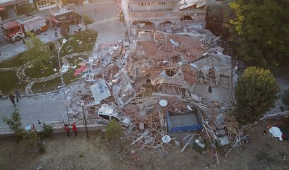 Balıkesir Sındırgı’da 6,1 Büyüklüğünde Deprem: 1 Ölü, 29 Yaralı