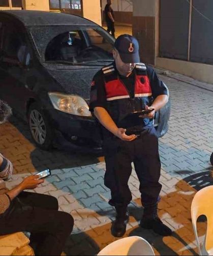 Sıcak Nokta uygulamasında 2 aranan şahıs yakalandı