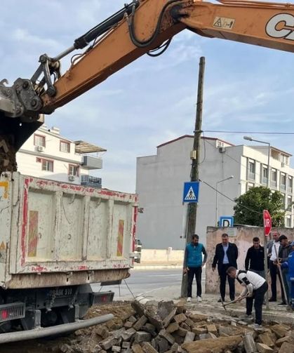 Yenipazar’da yol çalışmaları hızlandı