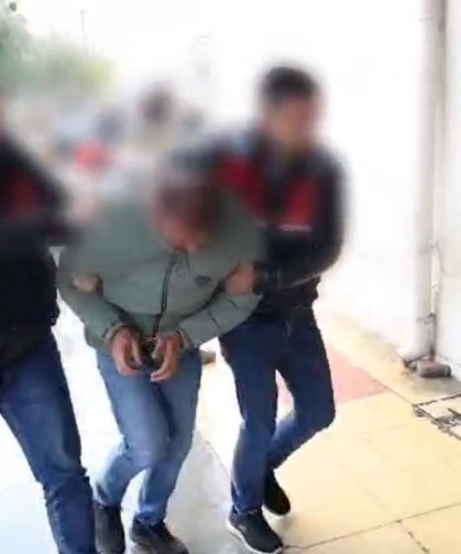 Kuşadası'nda uyuşturucu operasyonu: 25 gözaltı