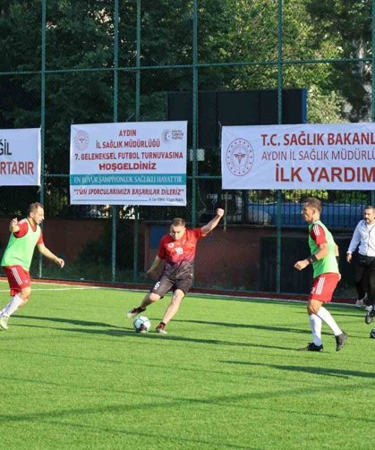 Sağlık Kupası'nda ilk düdük çaldı