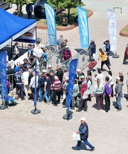 Ata tohumlarından üretilen fideler vatandaşlarla buluşuyor