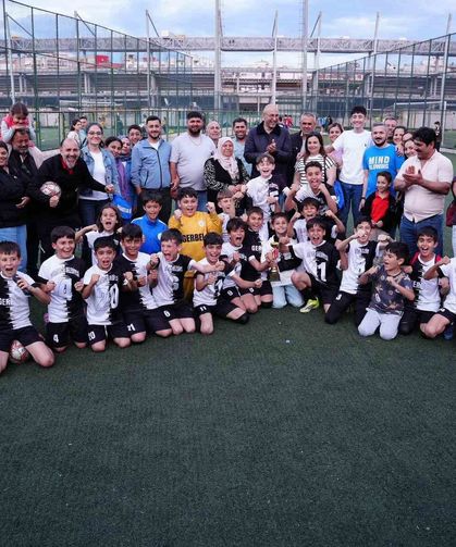 Germencik Belediyespor U11 Takımı namağlup şampiyon oldu