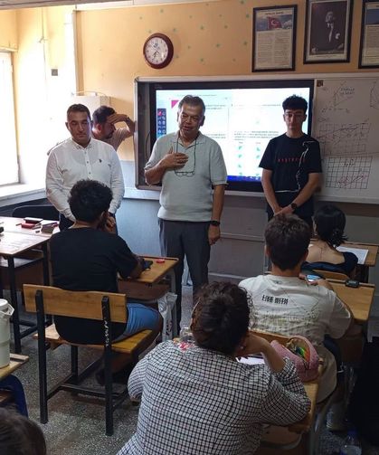 Nazilli'de öğrenciler yaz tatilinde de ders başında