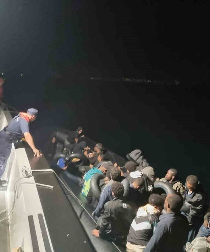 Didim'de 32 düzensiz göçmen yakalandı